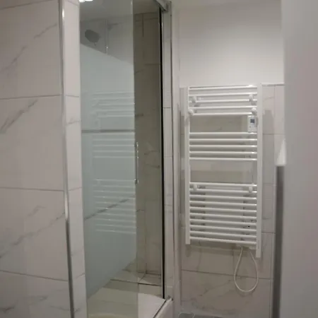 Apartment Cosy A 1 Min De La Mer, Acces Facile
